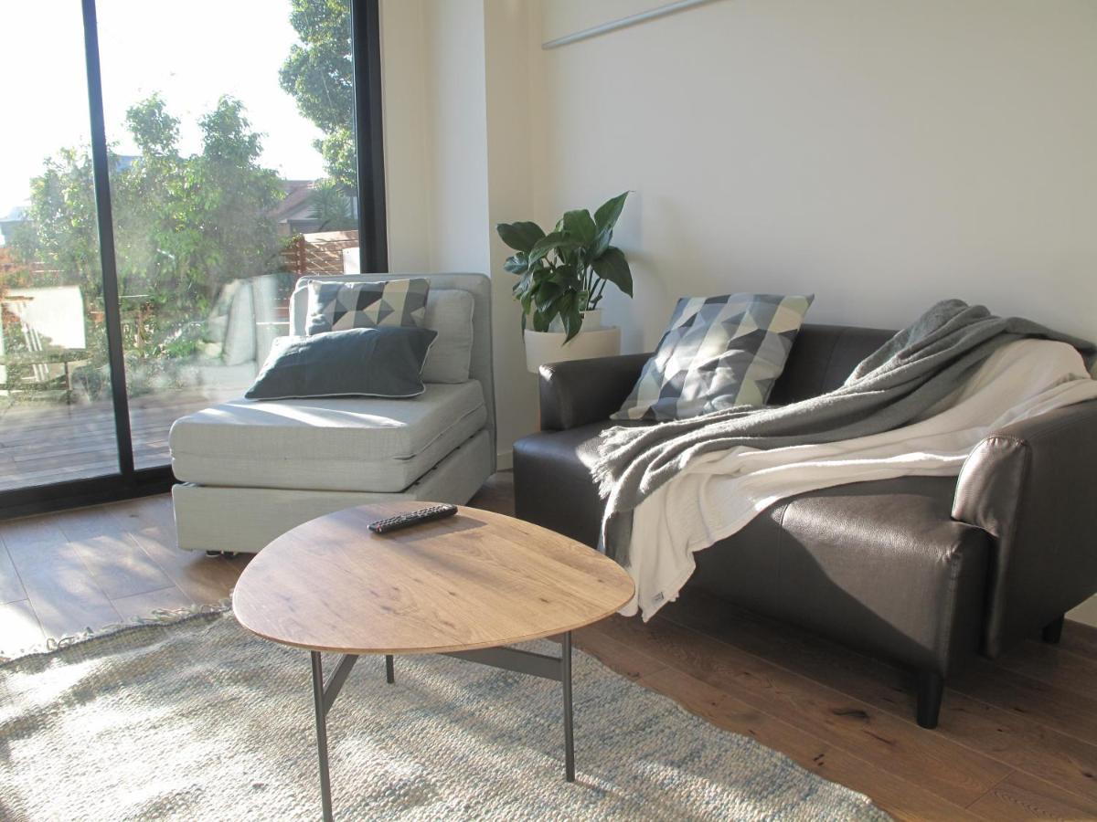 Modern 3 Bedroom Apt With Free Parking, Netflix, Wifi & Welcome Wine By Bnb Pro Ville de Ville de Melbourne Extérieur photo