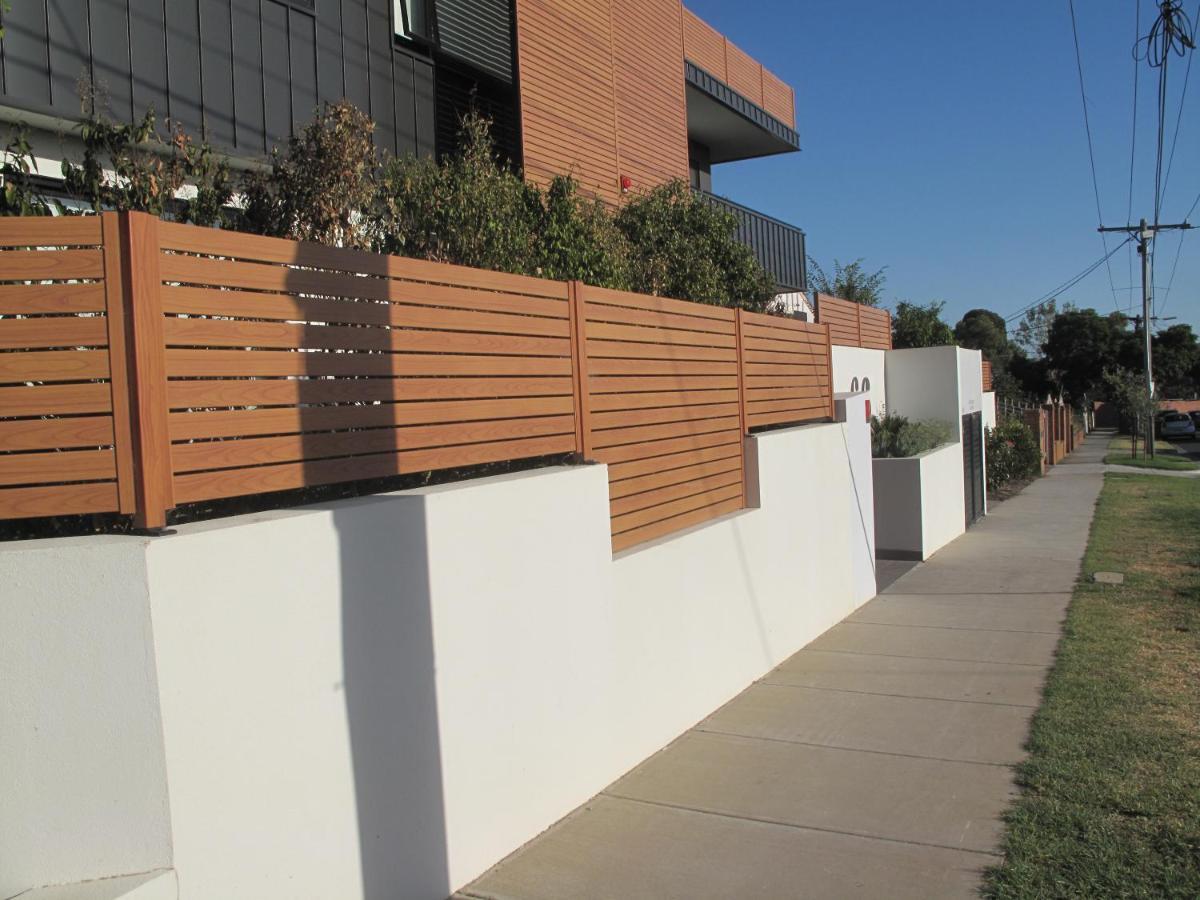 Modern 3 Bedroom Apt With Free Parking, Netflix, Wifi & Welcome Wine By Bnb Pro Ville de Ville de Melbourne Extérieur photo